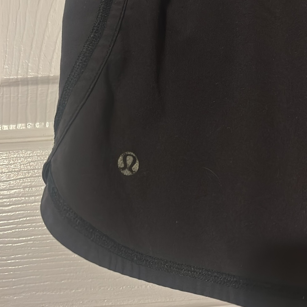 Lululemon shorts - Picture 3 of 4